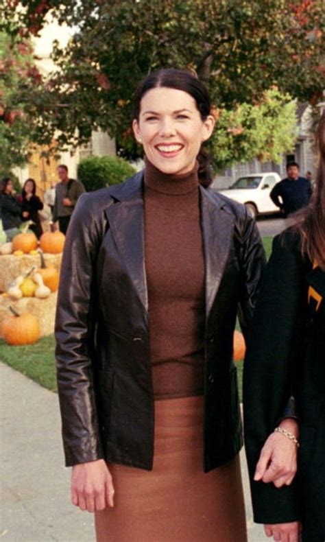 lorelai gilmore clothes.